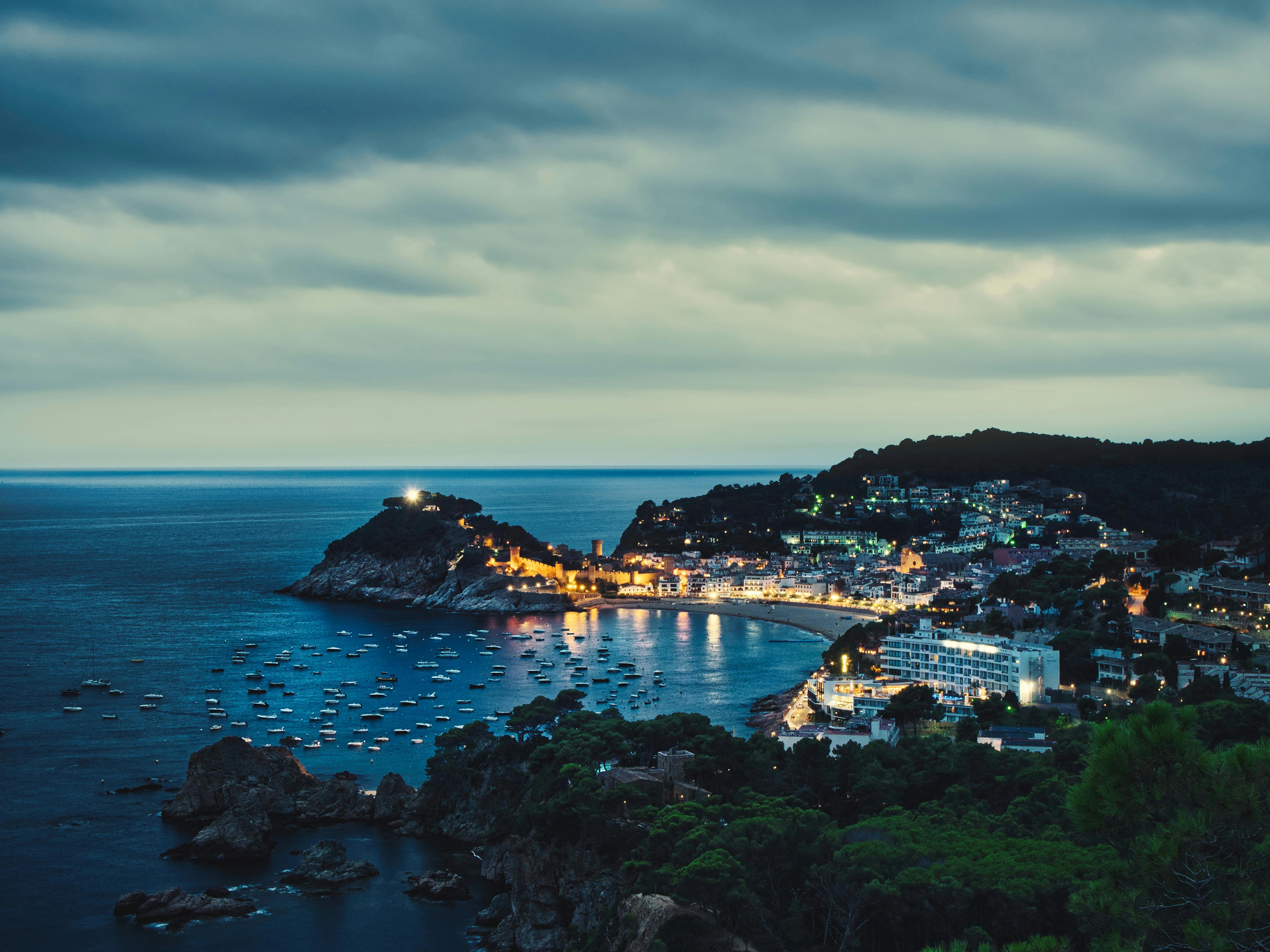 Is Spain Safe? What Luxury Travelers Actually Need to Know - pexels photo 7011768