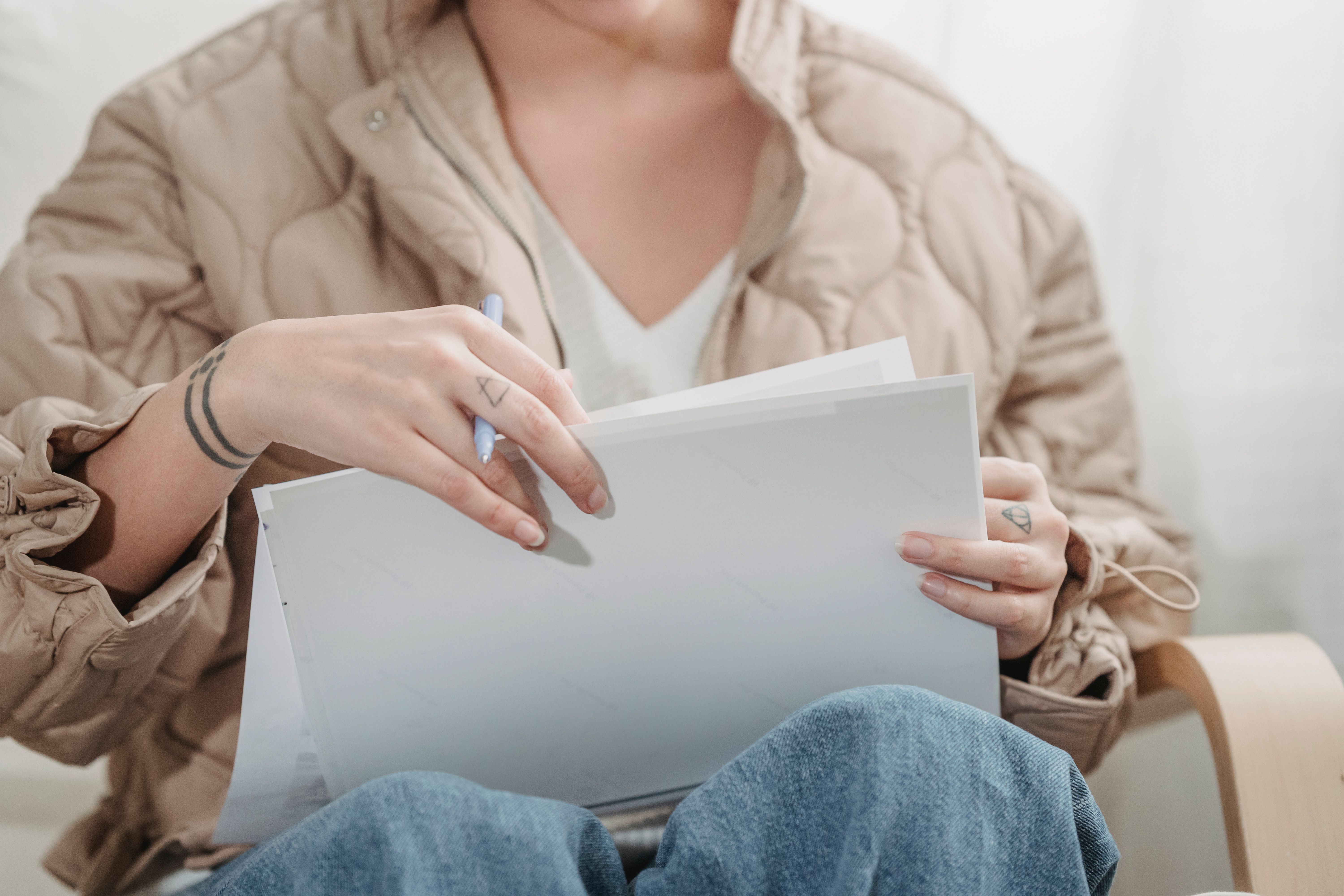 general lifestyle questionnaire glq — Photo by George Milton on Pexels