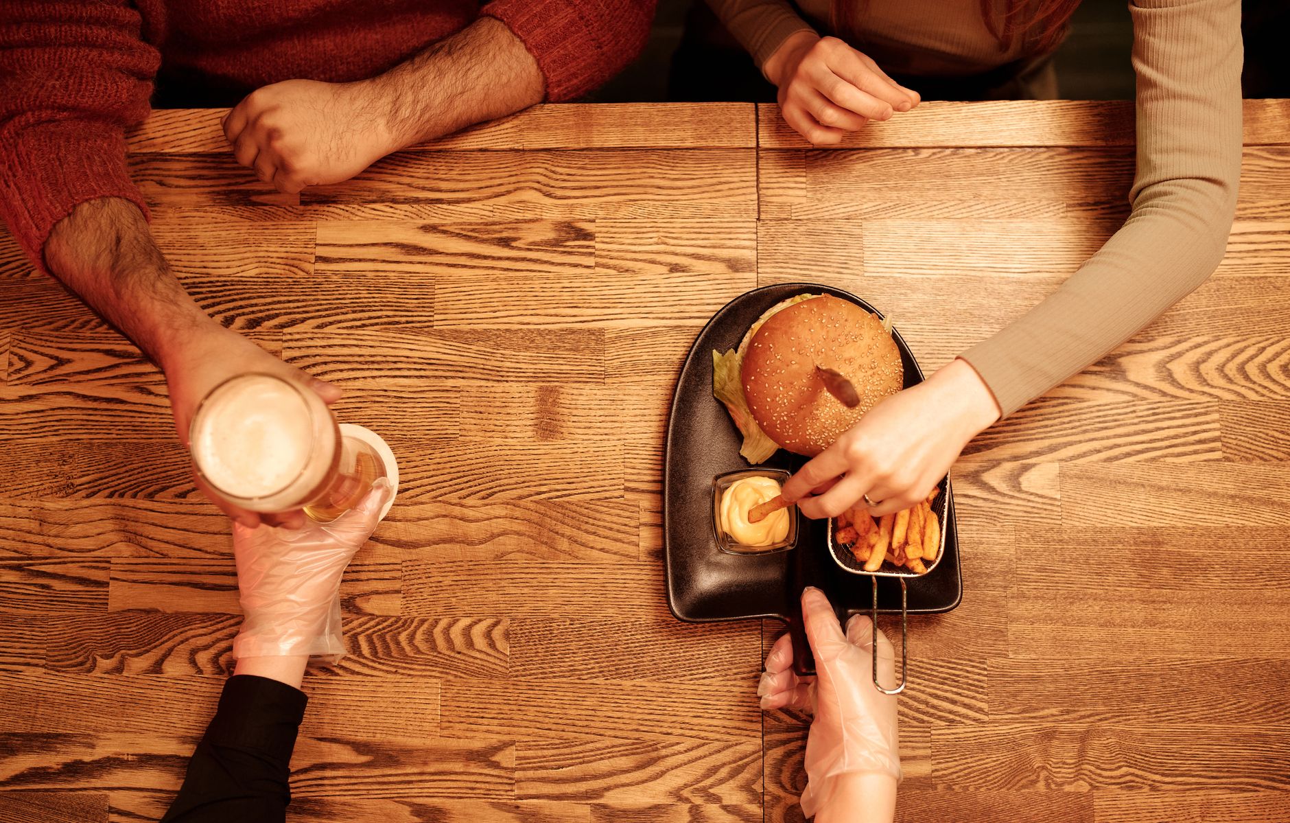 Fast Food Chains Launch Aggressive Price Wars to Recapture Cost Conscious Diners