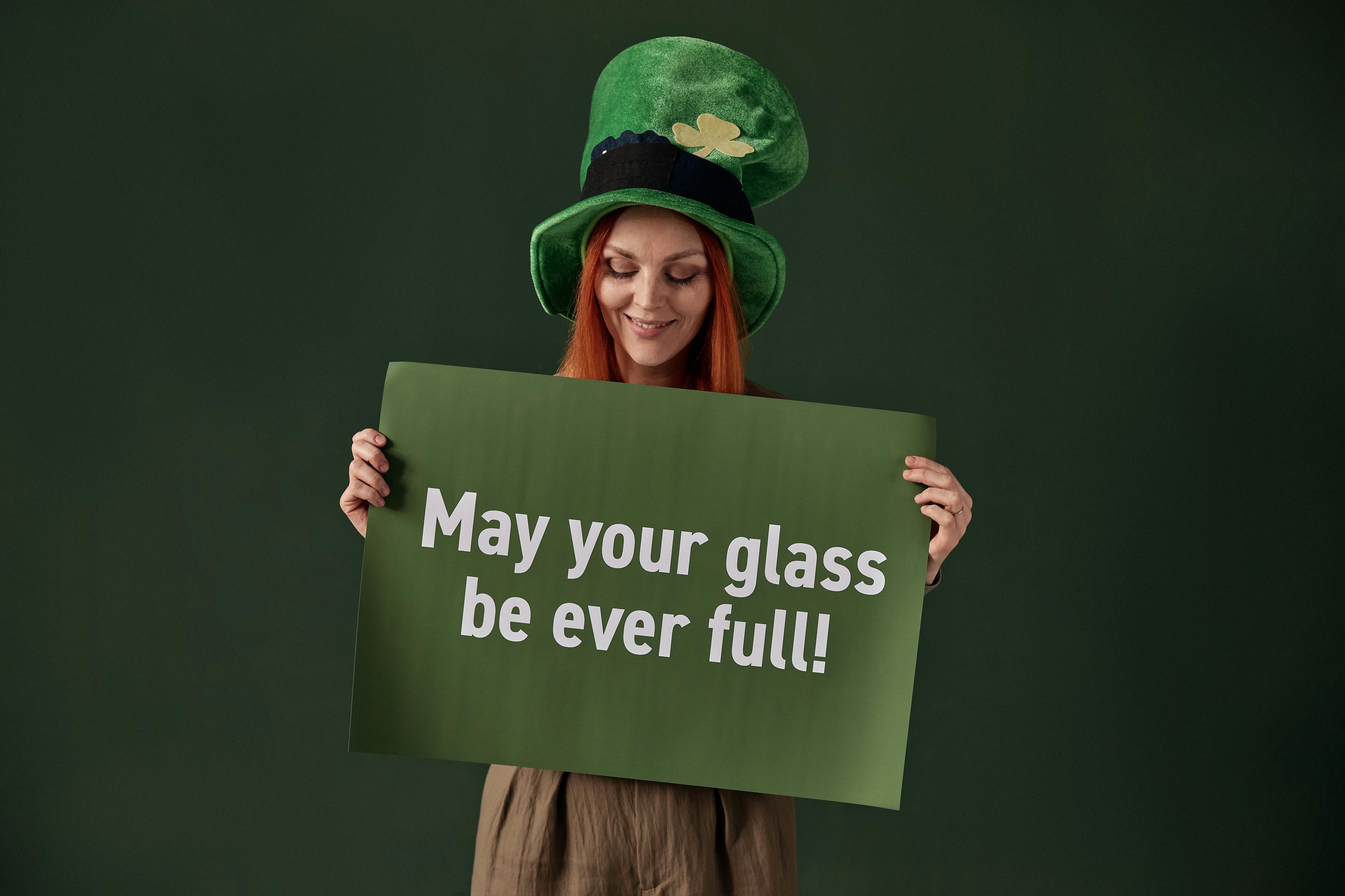 What organ holds your pee?