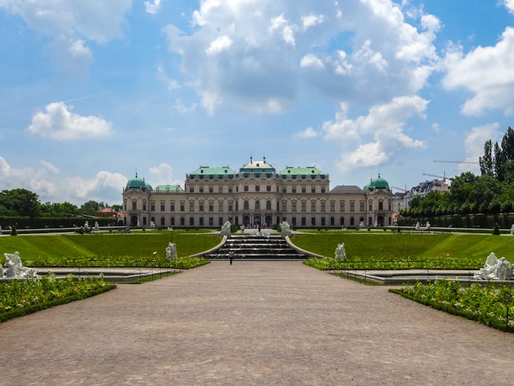 Beautiful Belvedere Palace Under The Sky