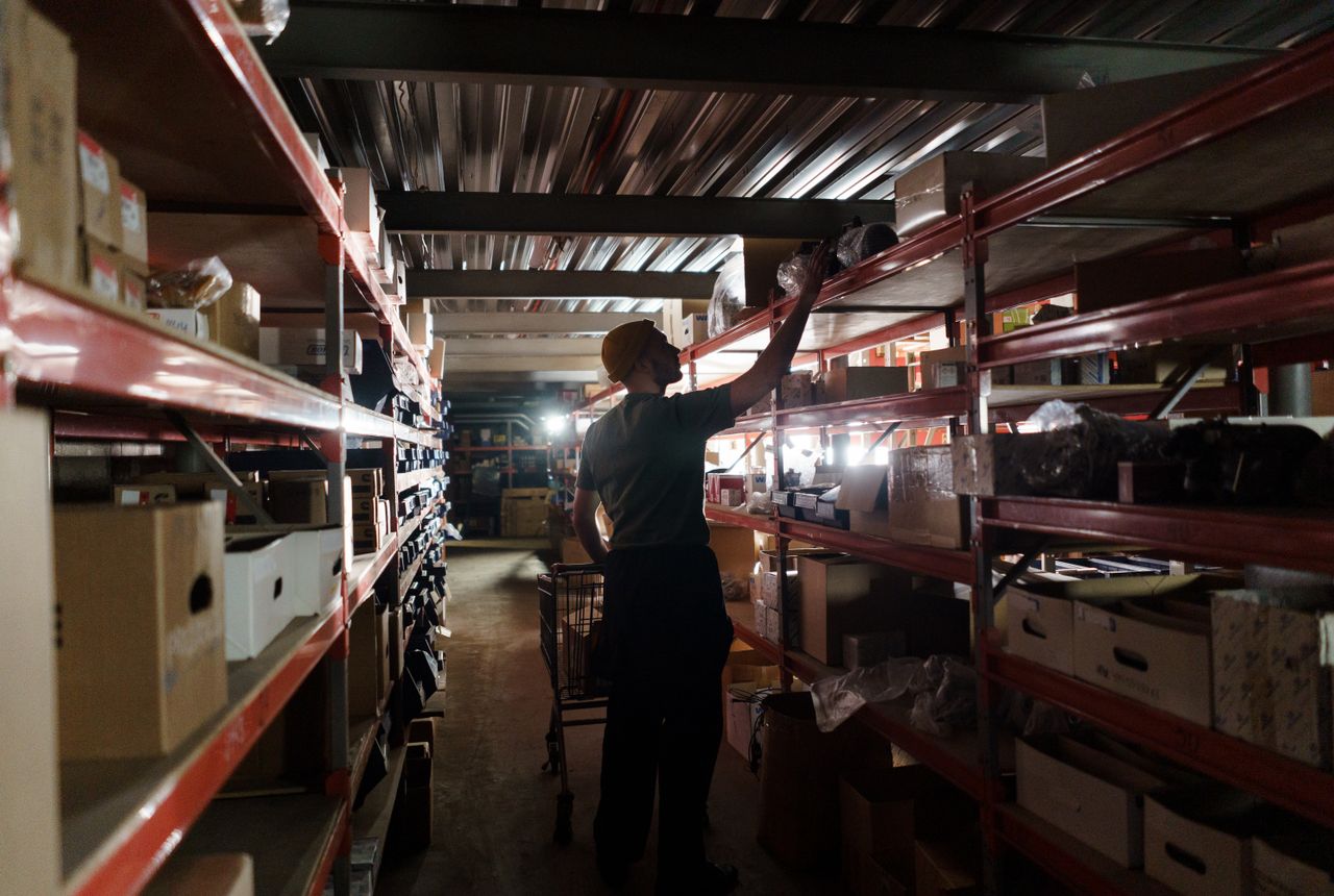 Storage & moves to storage Clowne — removals work in progress