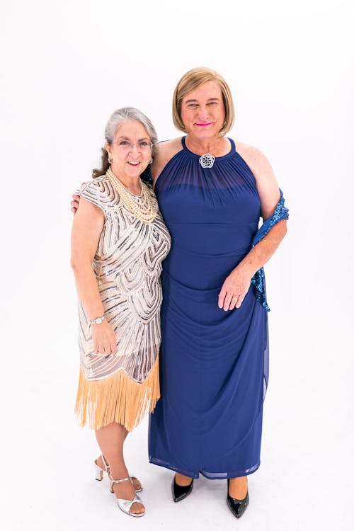 Ingyenes stockfotó 60 év feletti nők, a nők felhatalmazása, álló kép témában