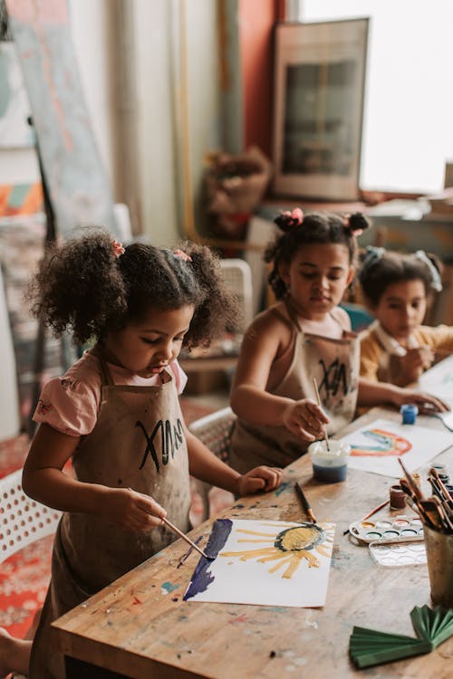 Foto stok gratis Amerika Afrika, anak kecil, bahan lukisan