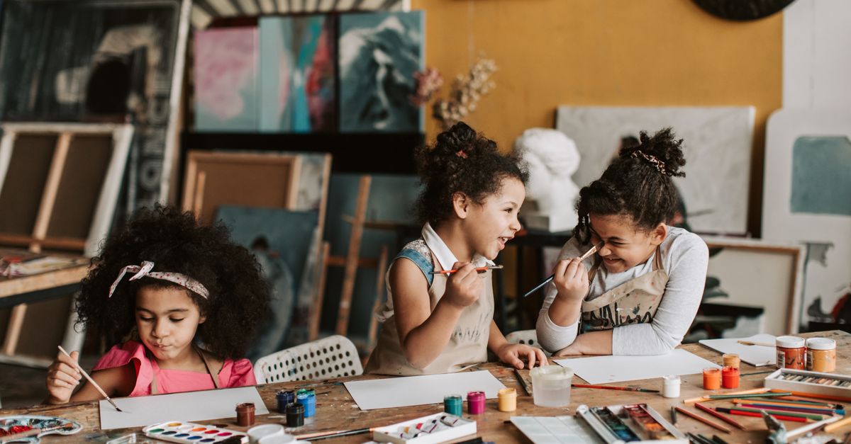 Creative Family Projects to Enjoy Together at Home