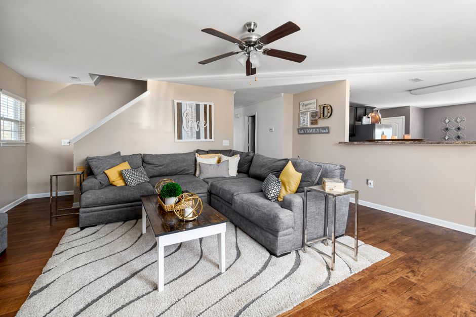 Modern L-shaped sectional sofa in North York - like new