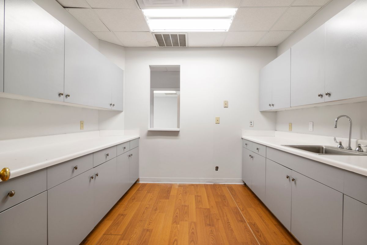storage moves in Dunning — Storage Moves in Dunning — the working end of the job