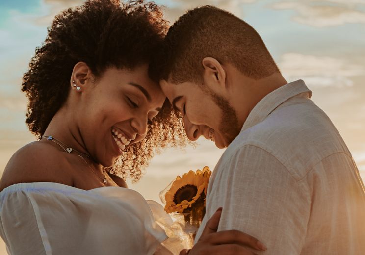 psicologia del dating online e connessioni emotive