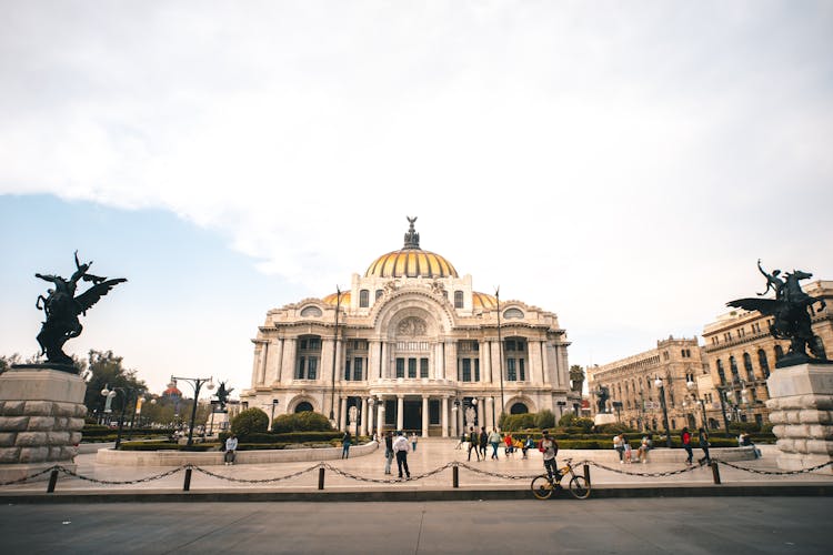 Palacio De Bellas Artes