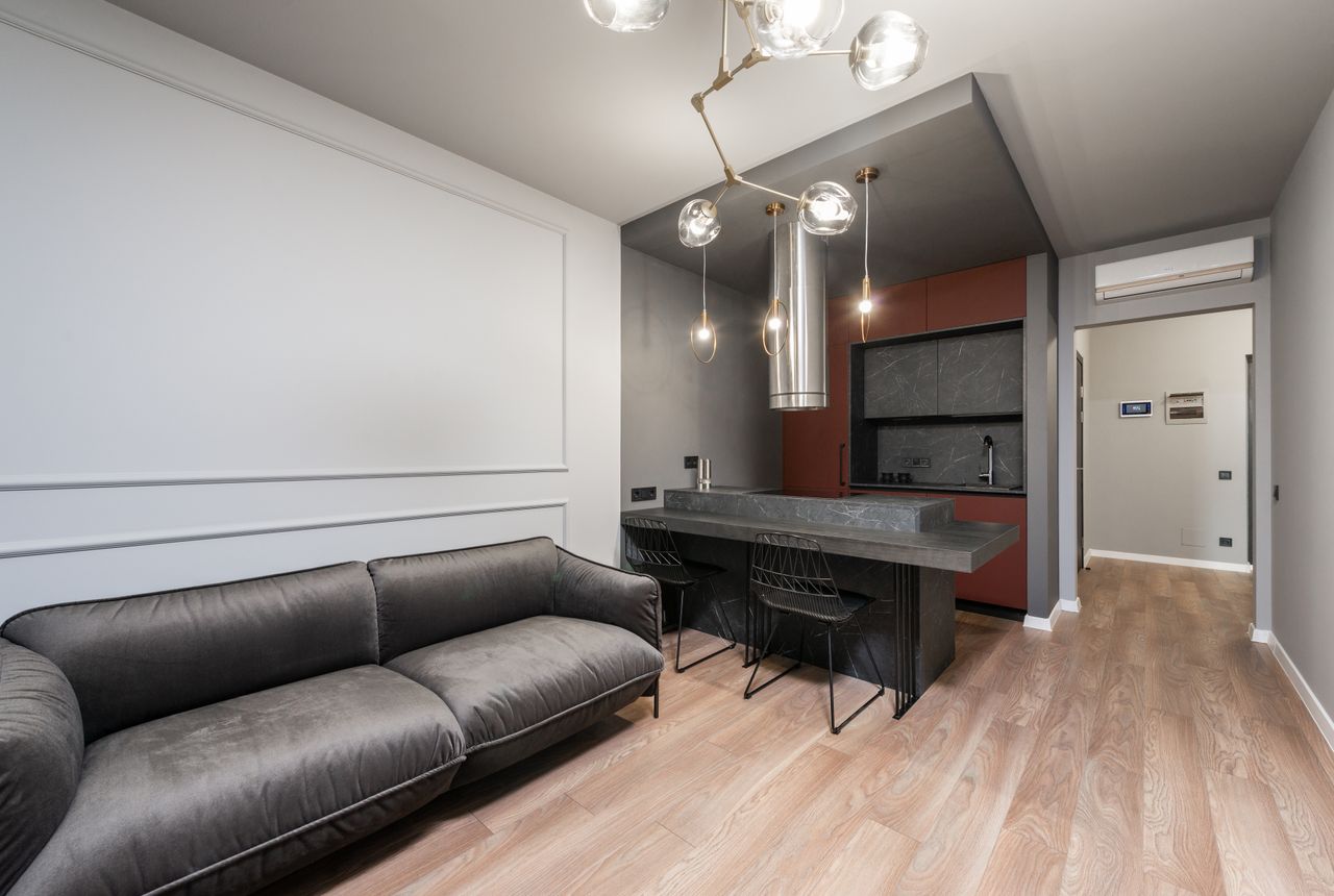 Flat & apartment removals Moseley — removals work in progress