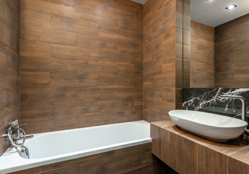 Jetted tub