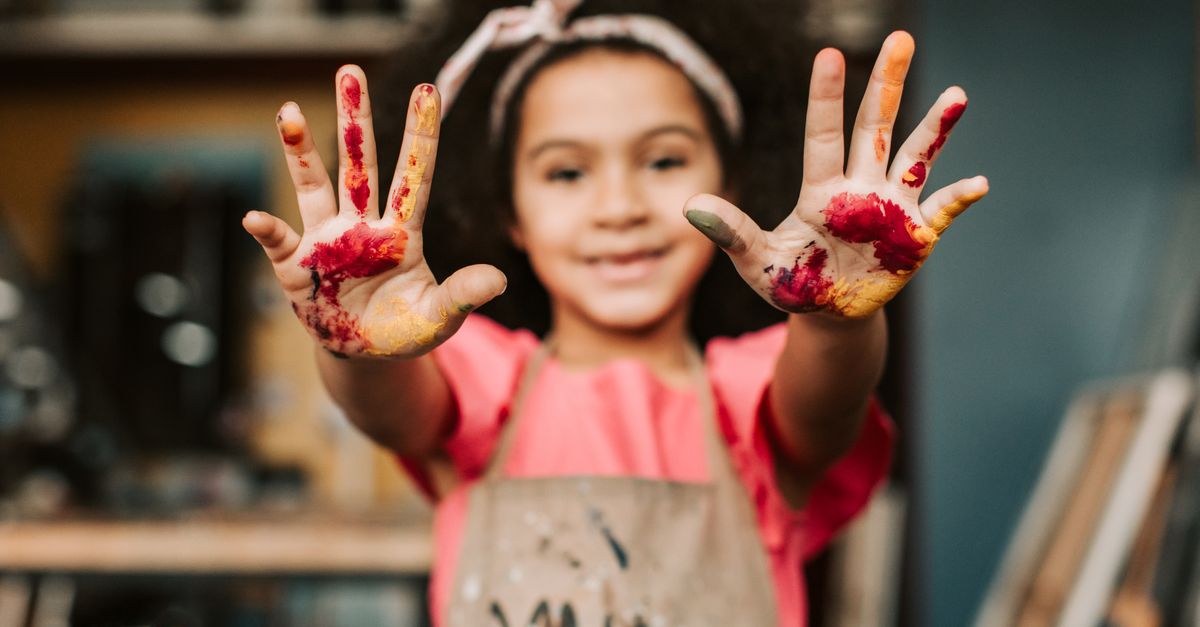 Activités manuelles pour enfants : pourquoi elles stimulent leur développement