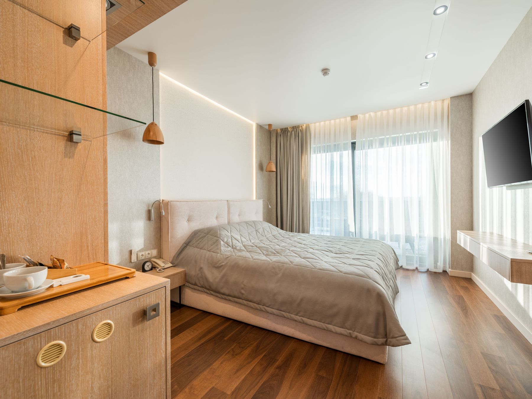 Winchmore Hill — professional movers carrying furniture on a house move