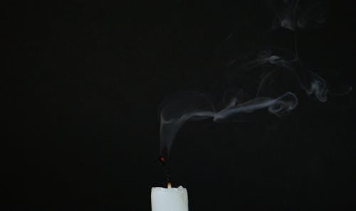 Gratis lagerfoto af brændt, røg, stearinlys