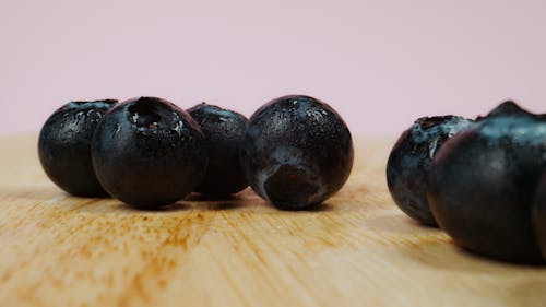 Free Close-Up Photograph of Blueberries Stock Photo