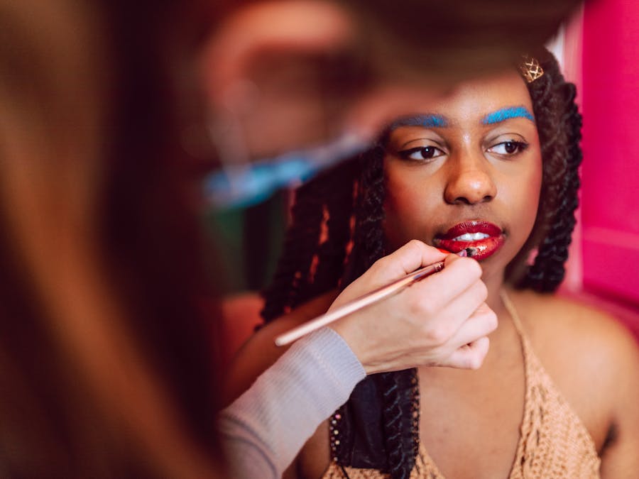 How do influencers get a blue tick?