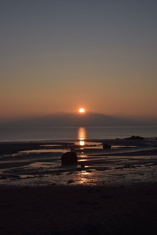 Ilmainen kuvapankkikuva tunnisteilla aamu, auringonlasku, auringonlaskun ranta