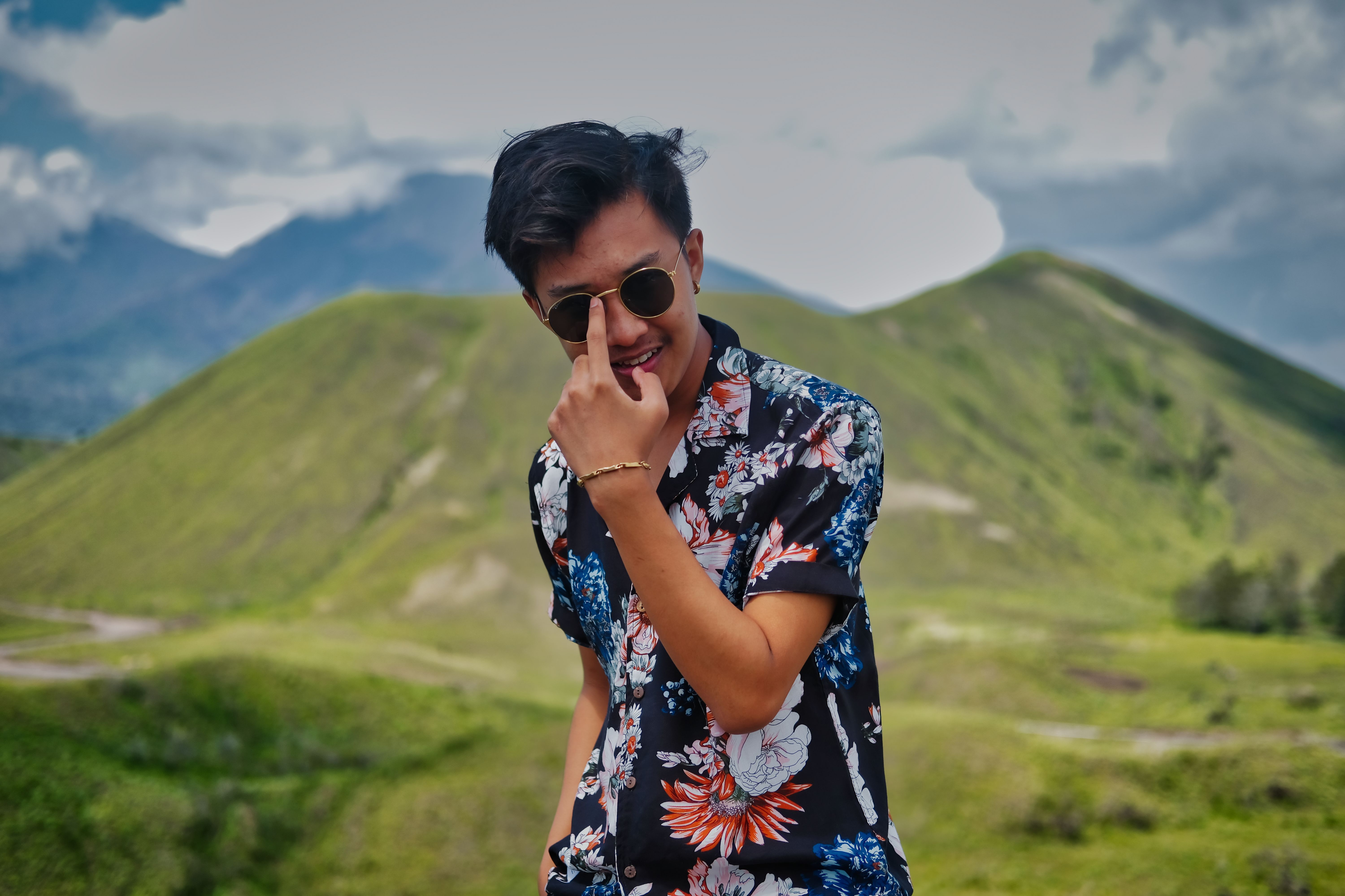 Jalur Pendakian Terbaru ke Puncak Simpang Kiri: Tantangan bagi Para Pecinta Alam
