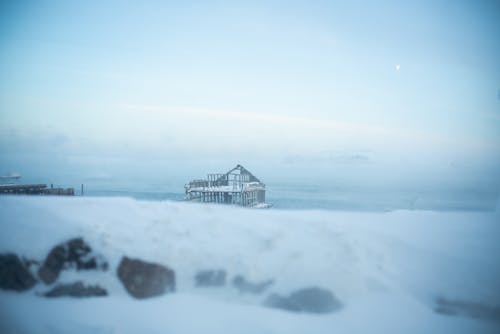 Gratis arkivbilde med blå himmel, forlatt, kaldt vær