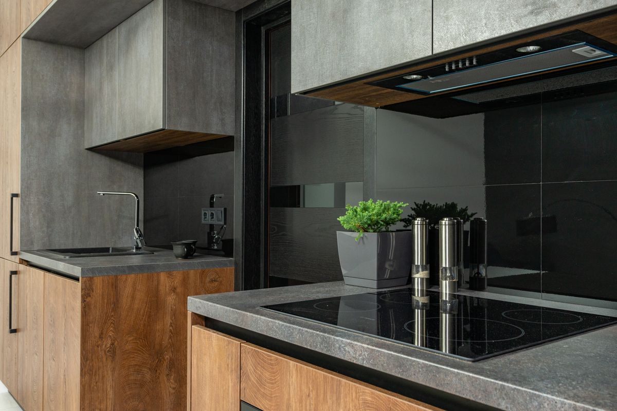 quartz vs granite worktops uk — Heat Is Where Granite Wins Outright