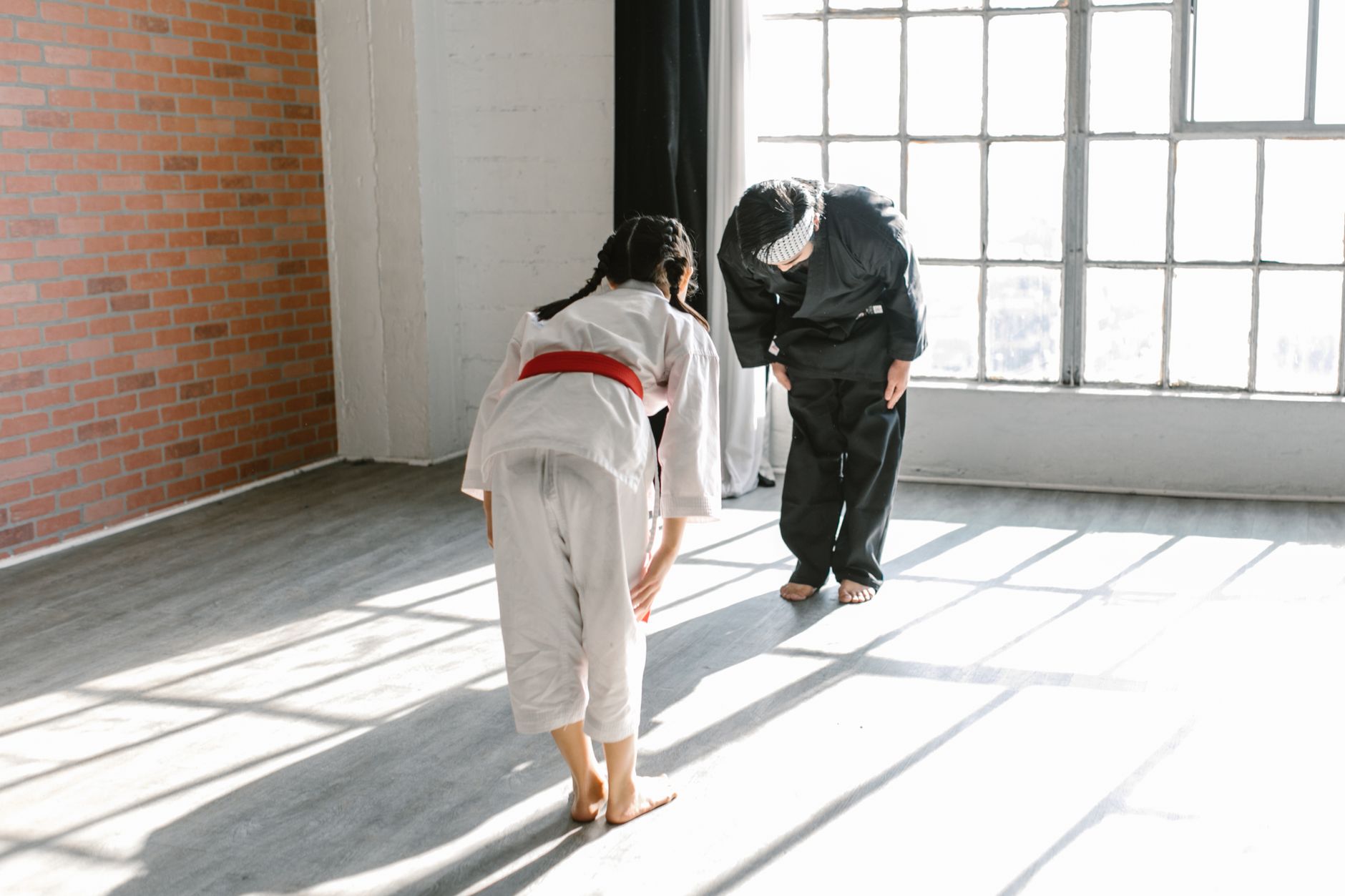 korean greeting bowing etiquette