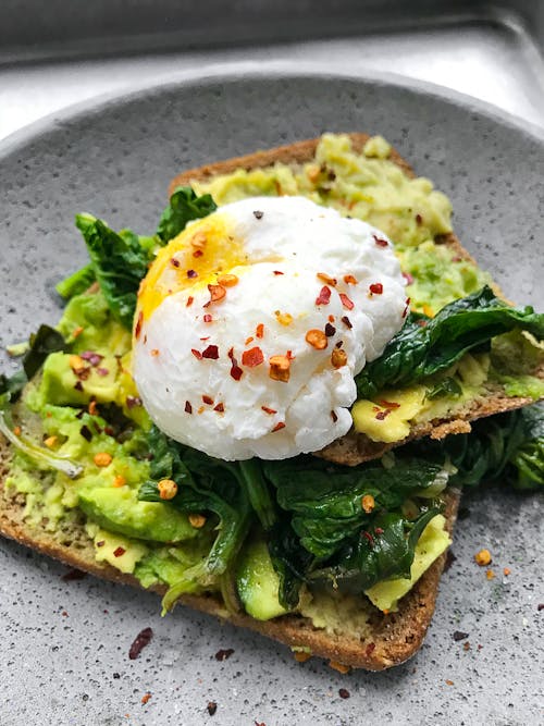 Kostnadsfri bild av ägg, avokado, avokado toast
