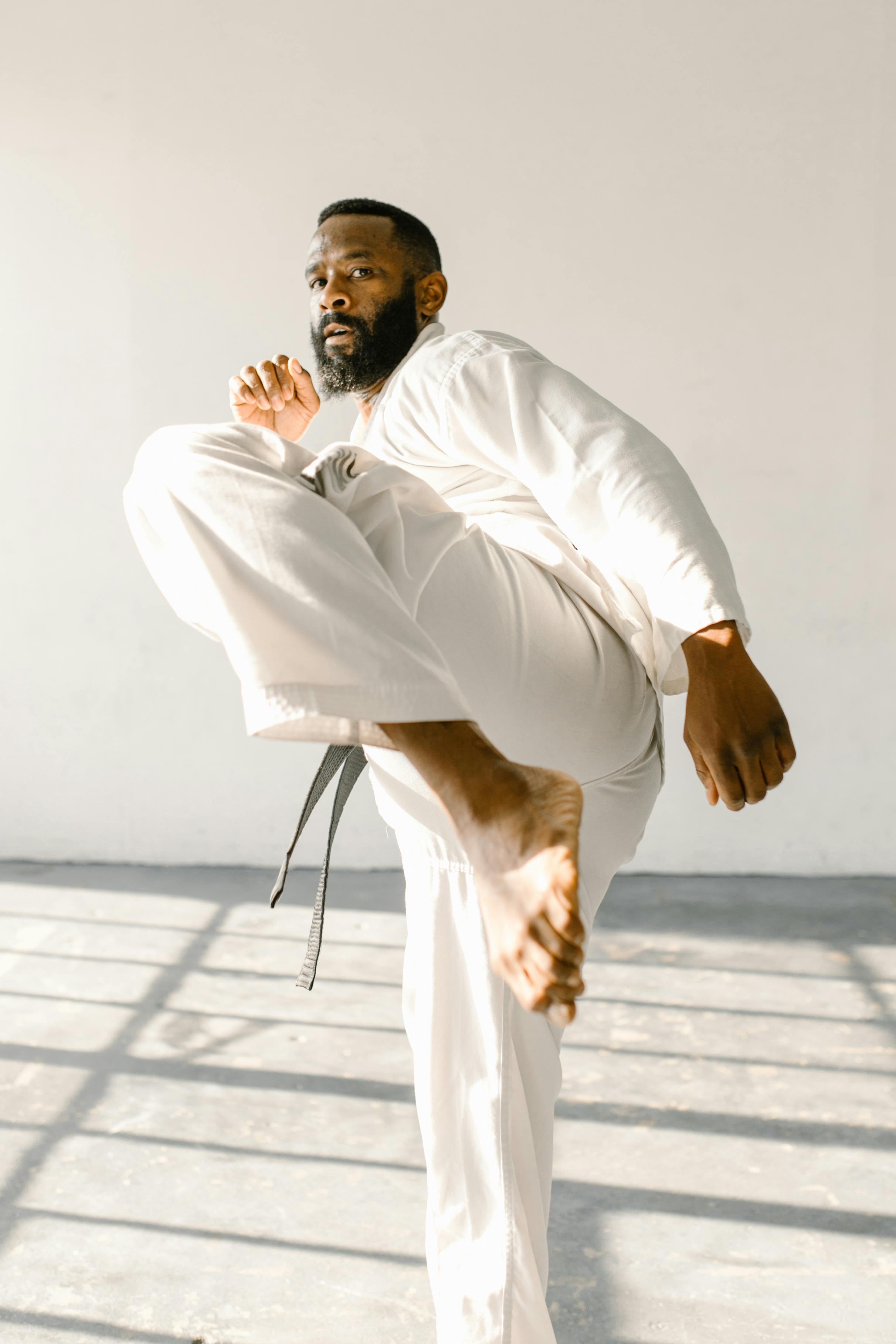 The 10 Best Stretches for Martial Arts Flexibility