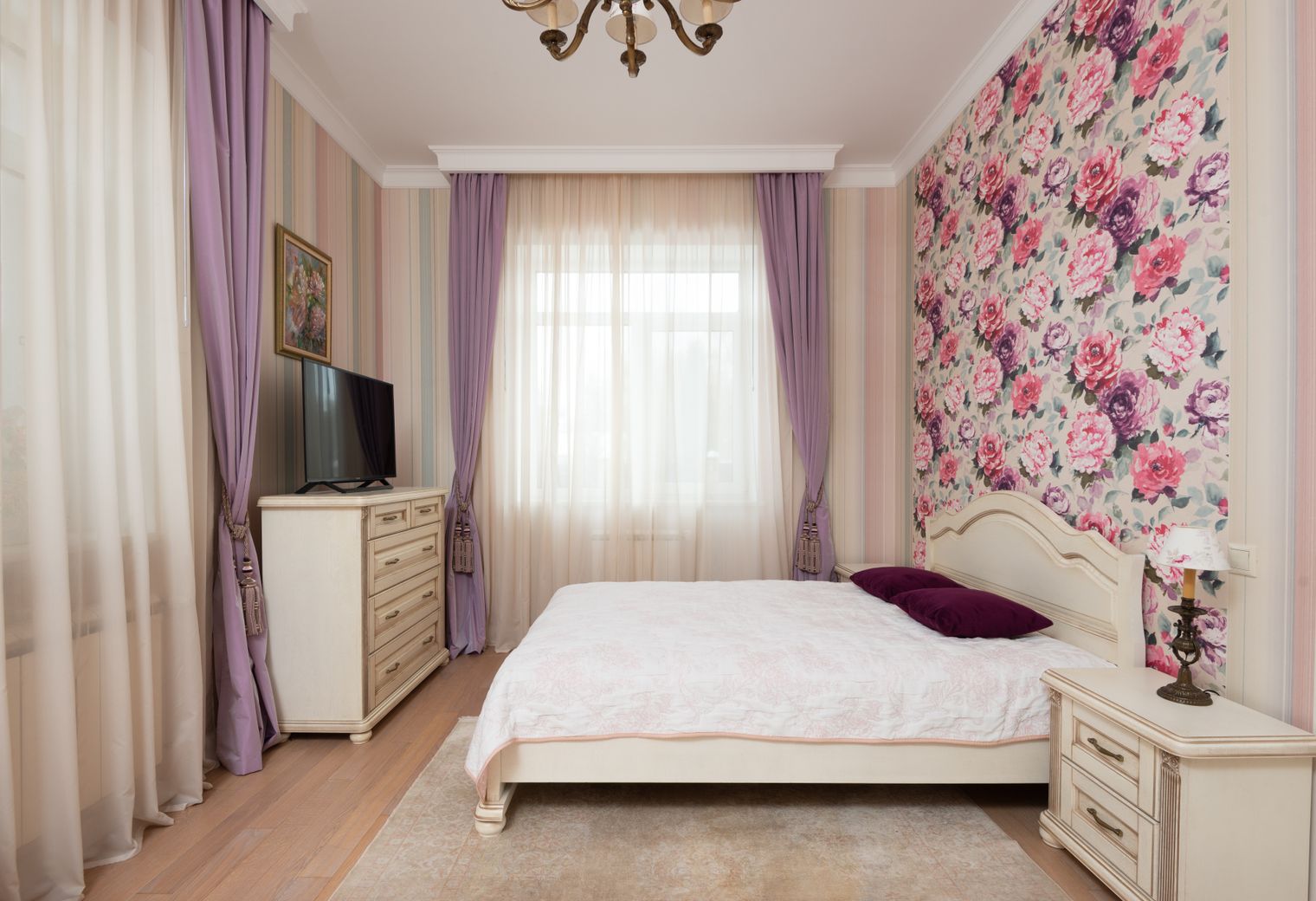 Wallpapering in Wallington — the finished result after a professional repaint