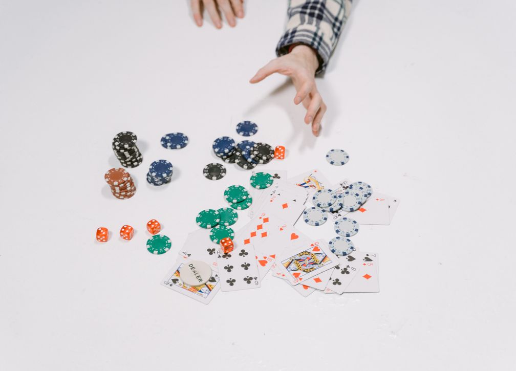 Online Casino: Spielautomaten und Live-Spiele im Überblick