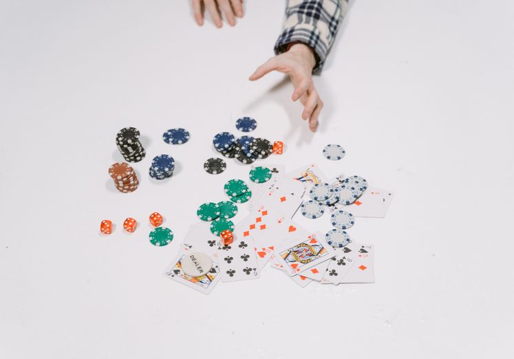 Online Casino: Spielautomaten und Live-Spiele im Überblick