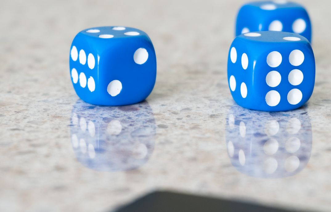 Online Casino: Spielautomaten und Live-Spiele im Überblick