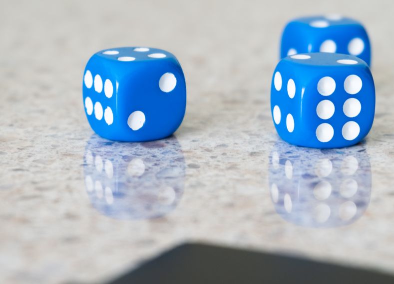 Online Casino: Spielautomaten und Live-Spiele im Überblick