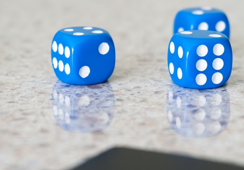 Online Casino: Spielautomaten und Live-Spiele im Überblick