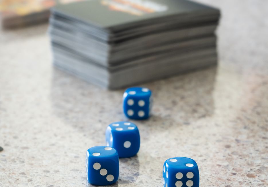 Online Casino: Spielautomaten und Live-Spiele im Überblick