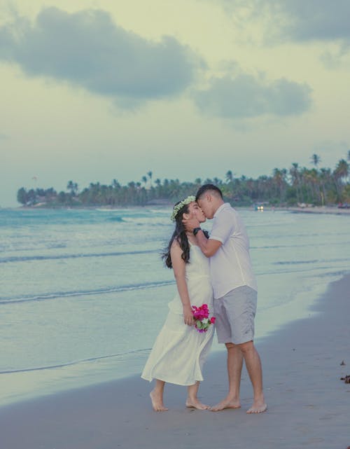 Fotos de stock gratuitas de afecto, al aire libre, amor