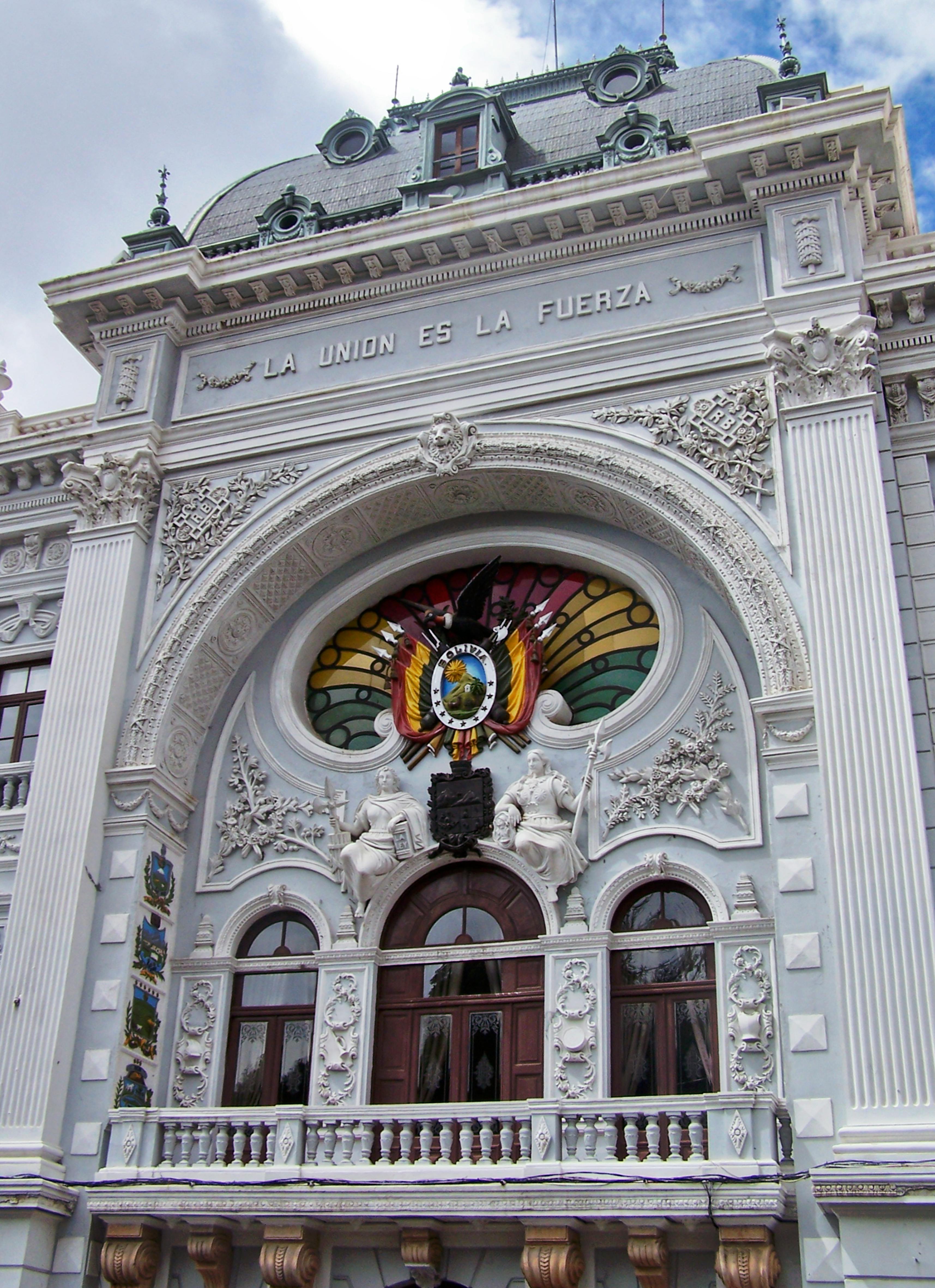 Free Detailed view of a historic government building facade with decorative elements in Sucre, Bolivia. Stock Photo