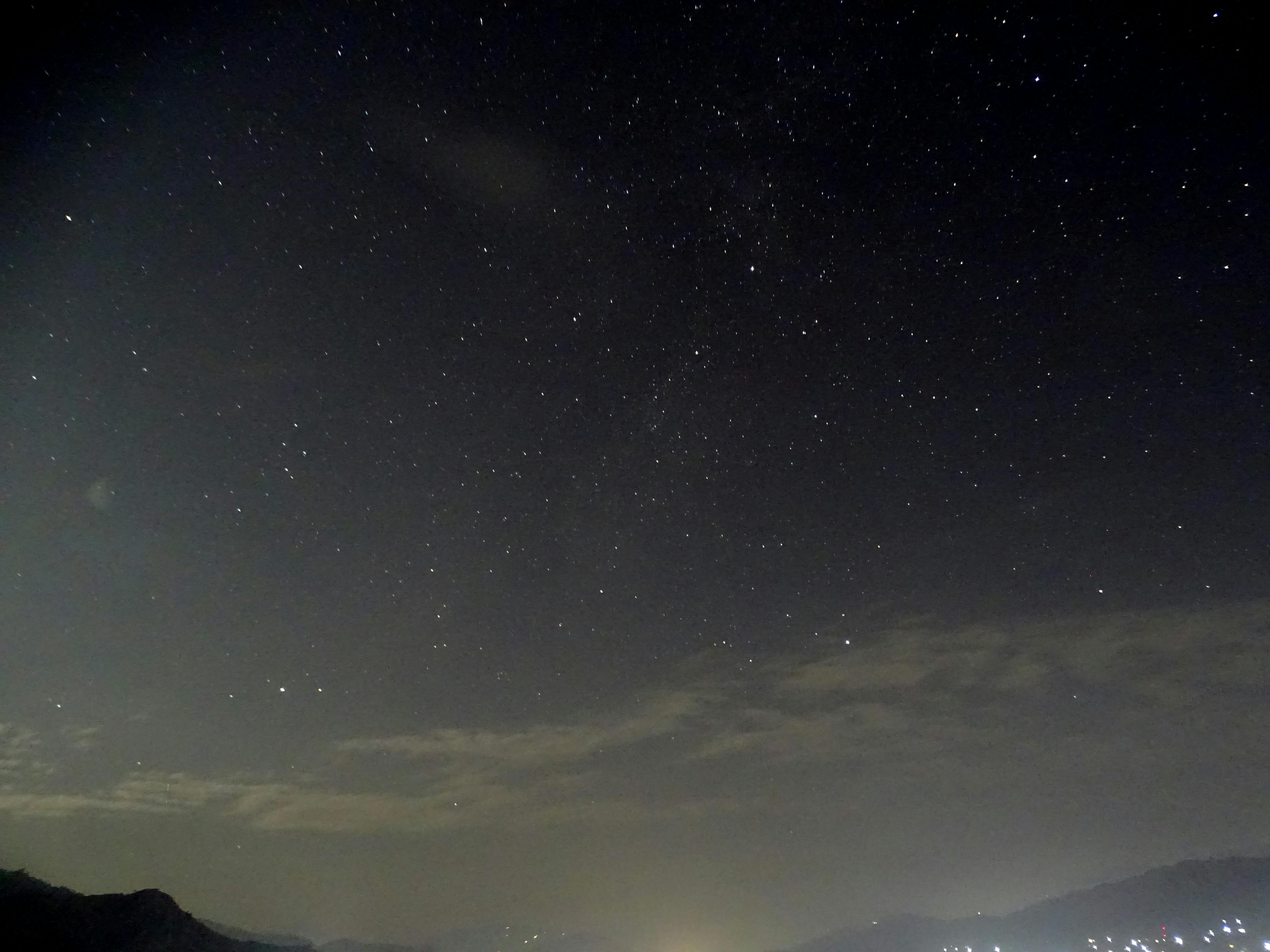 夜の写真 夜の雲 星空の無料の写真素材