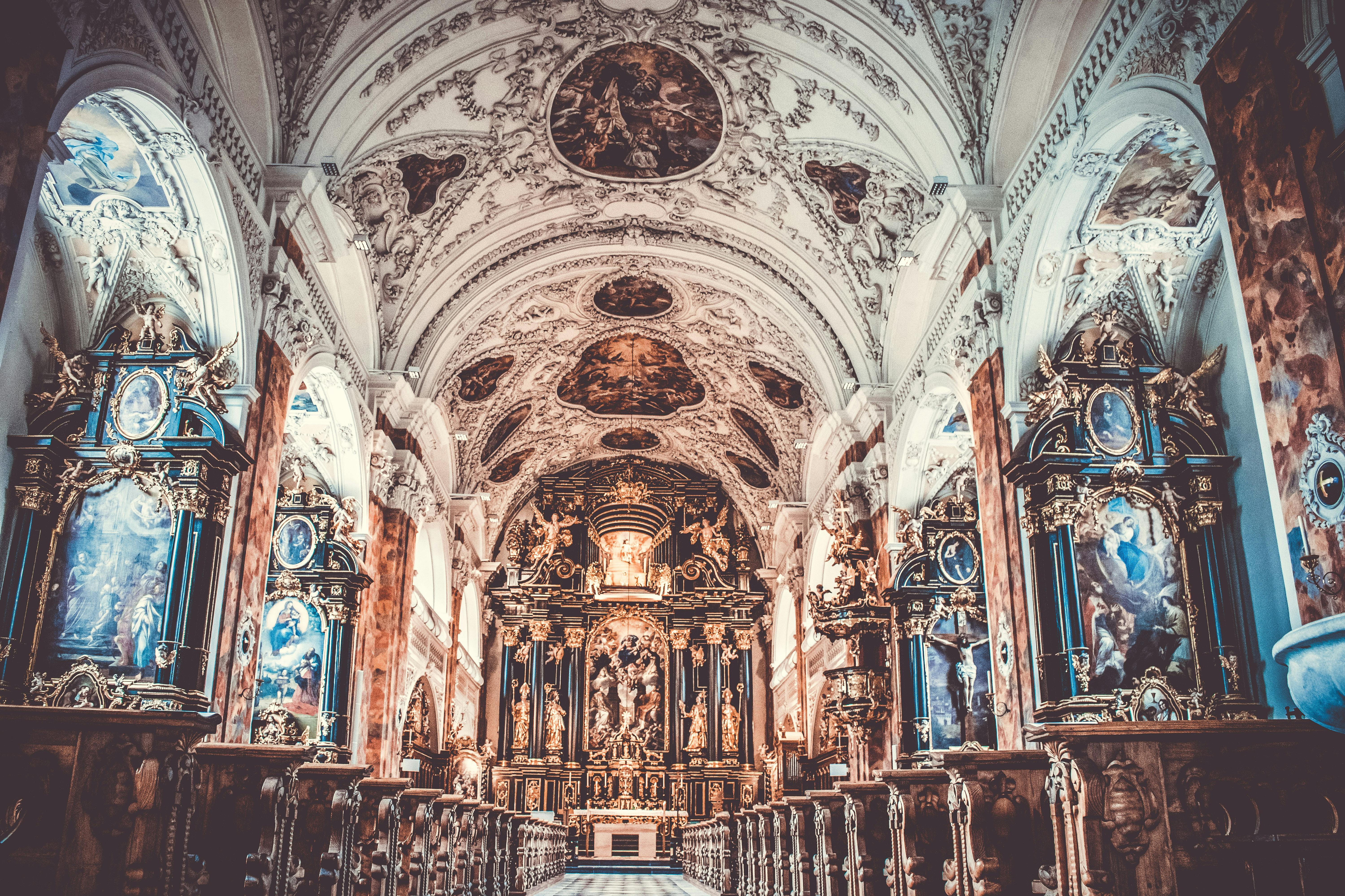 Catedral de Barcelona — Landmark Review | Condé Nast Traveler