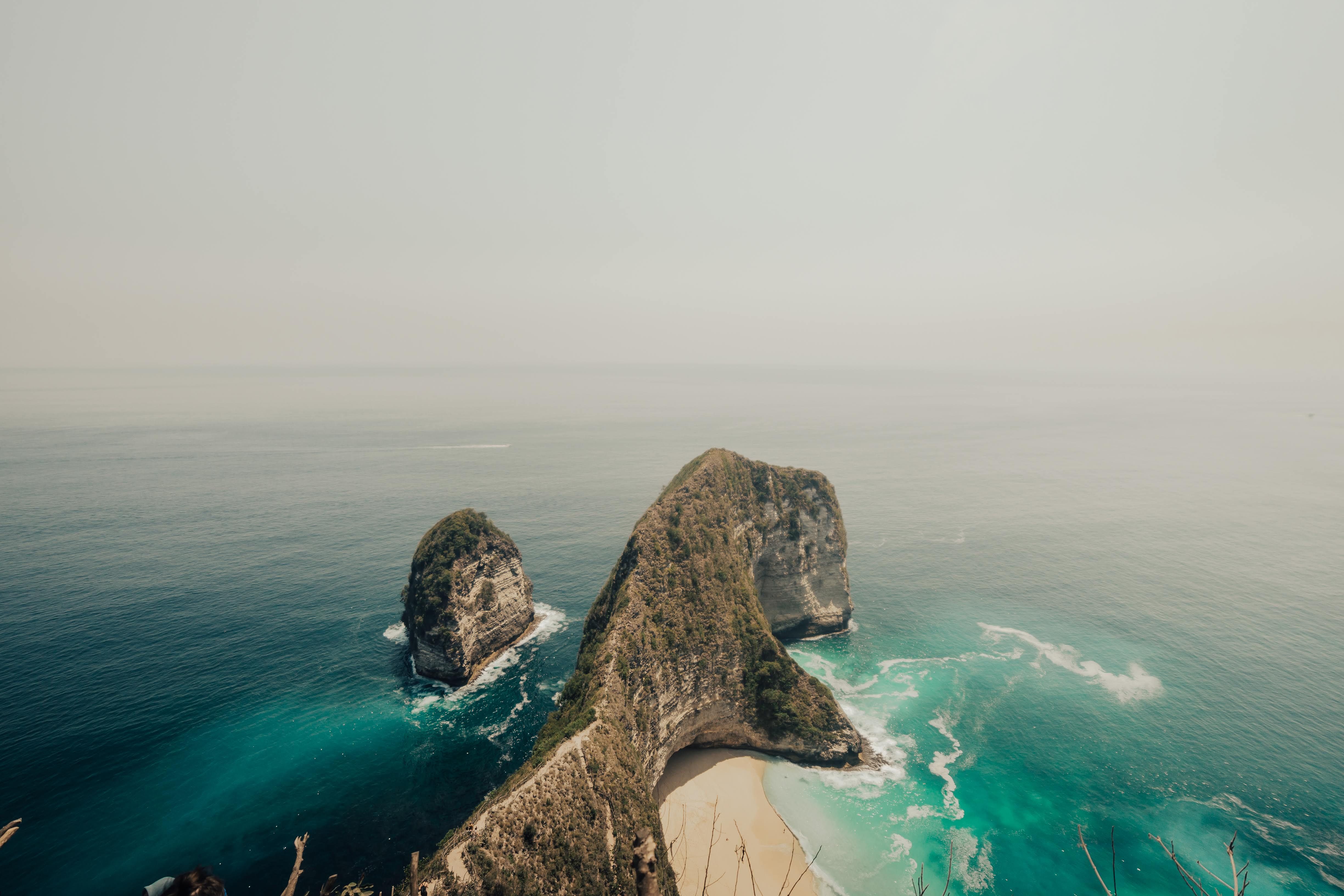 Kelingking Beach