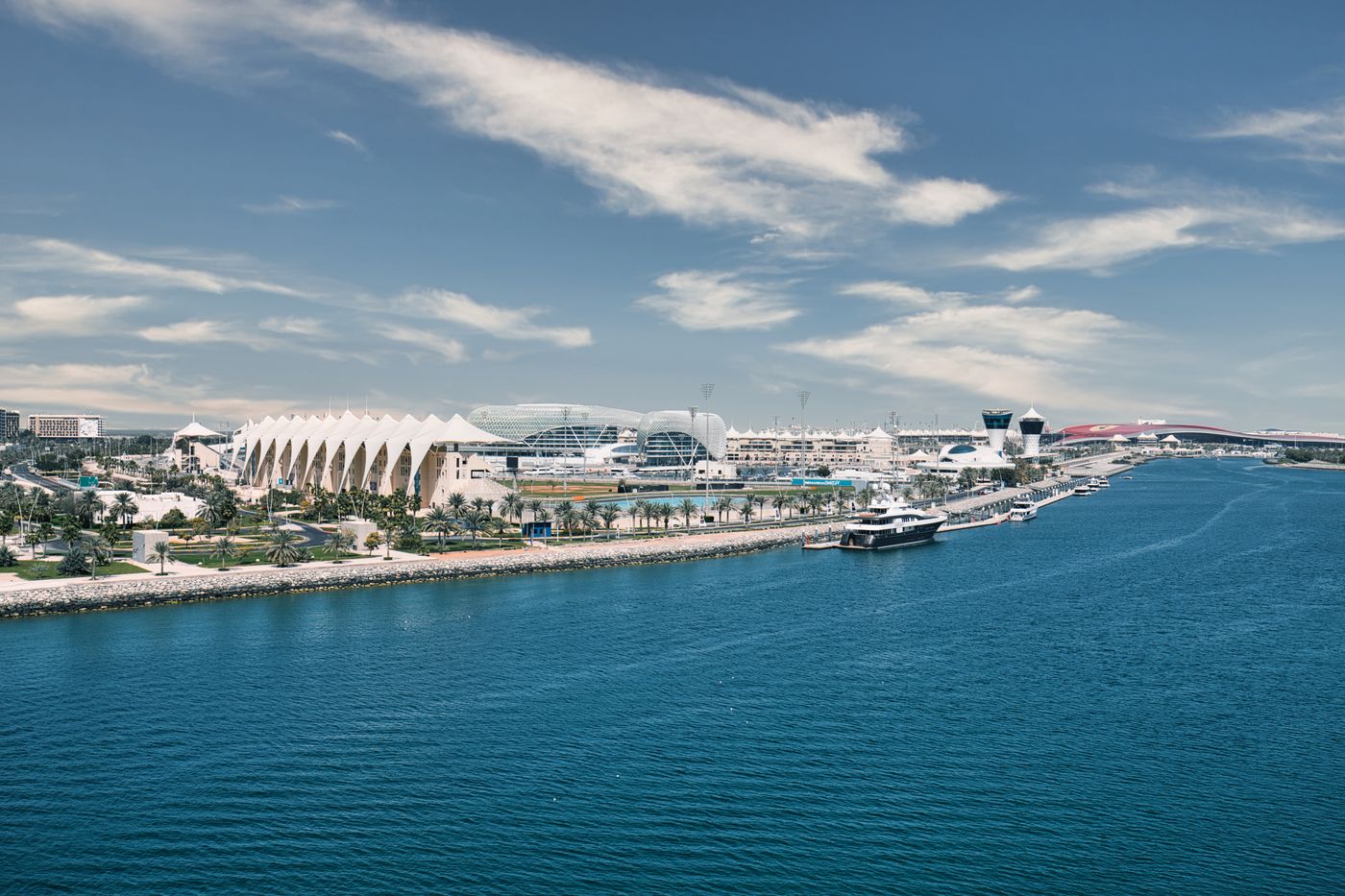 Al Bateen Wharf — the neighbourhood's living room