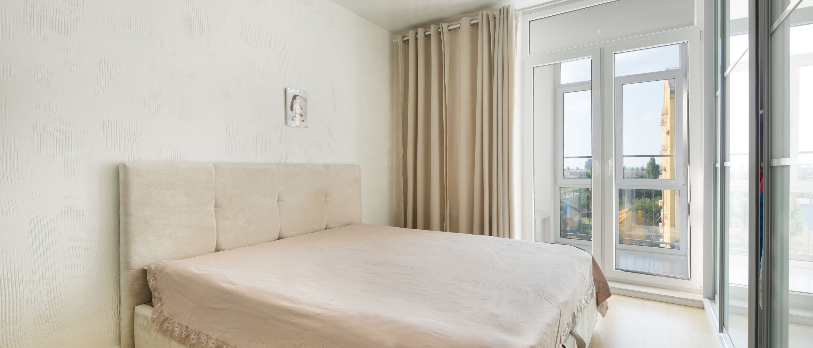 End of Tenancy Decorating in Ruxley — dust sheets down and the room fully protected