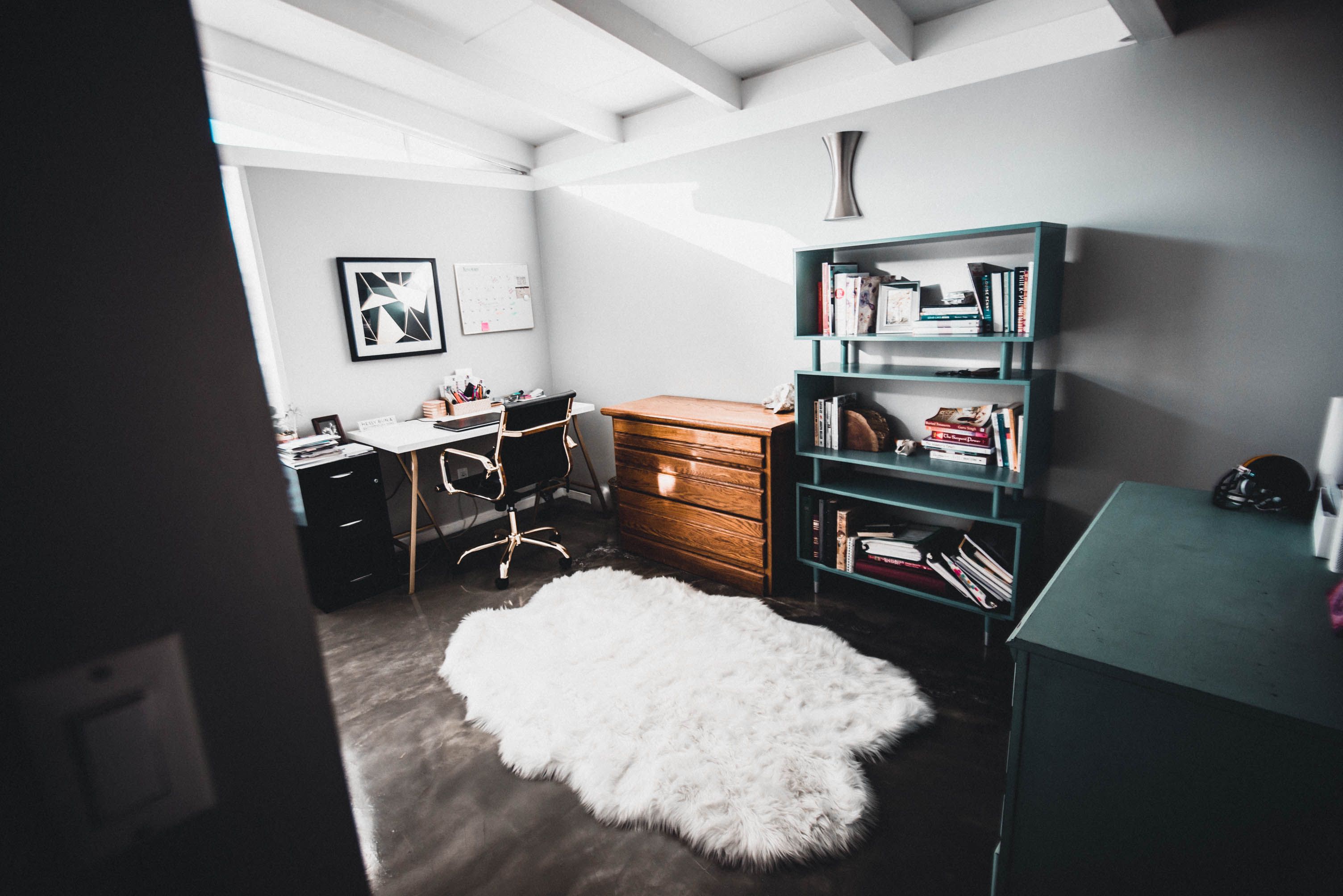 White Floor Rug · Free Stock Photo