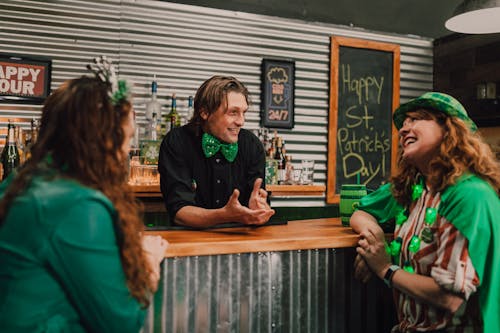 Foto profissional grátis de bar, barman, celebração