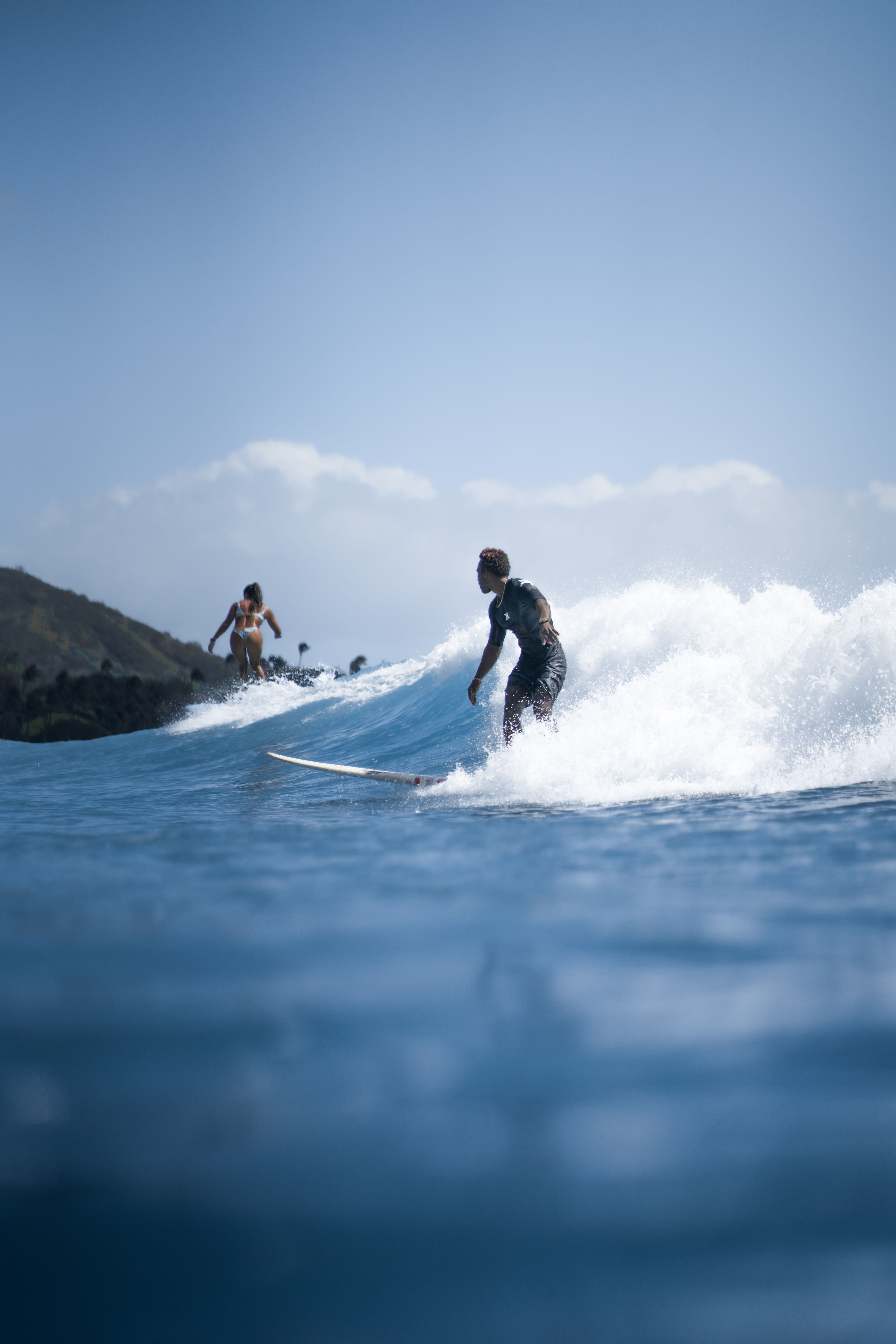 People surfing wave of ocean · Free Stock Photo