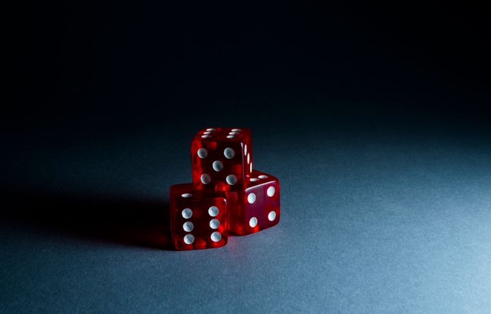 Online Casino: Spielautomaten und Live-Spiele im Überblick