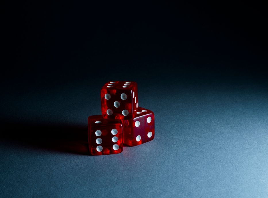 Online Casino: Spielautomaten und Live-Spiele im Überblick