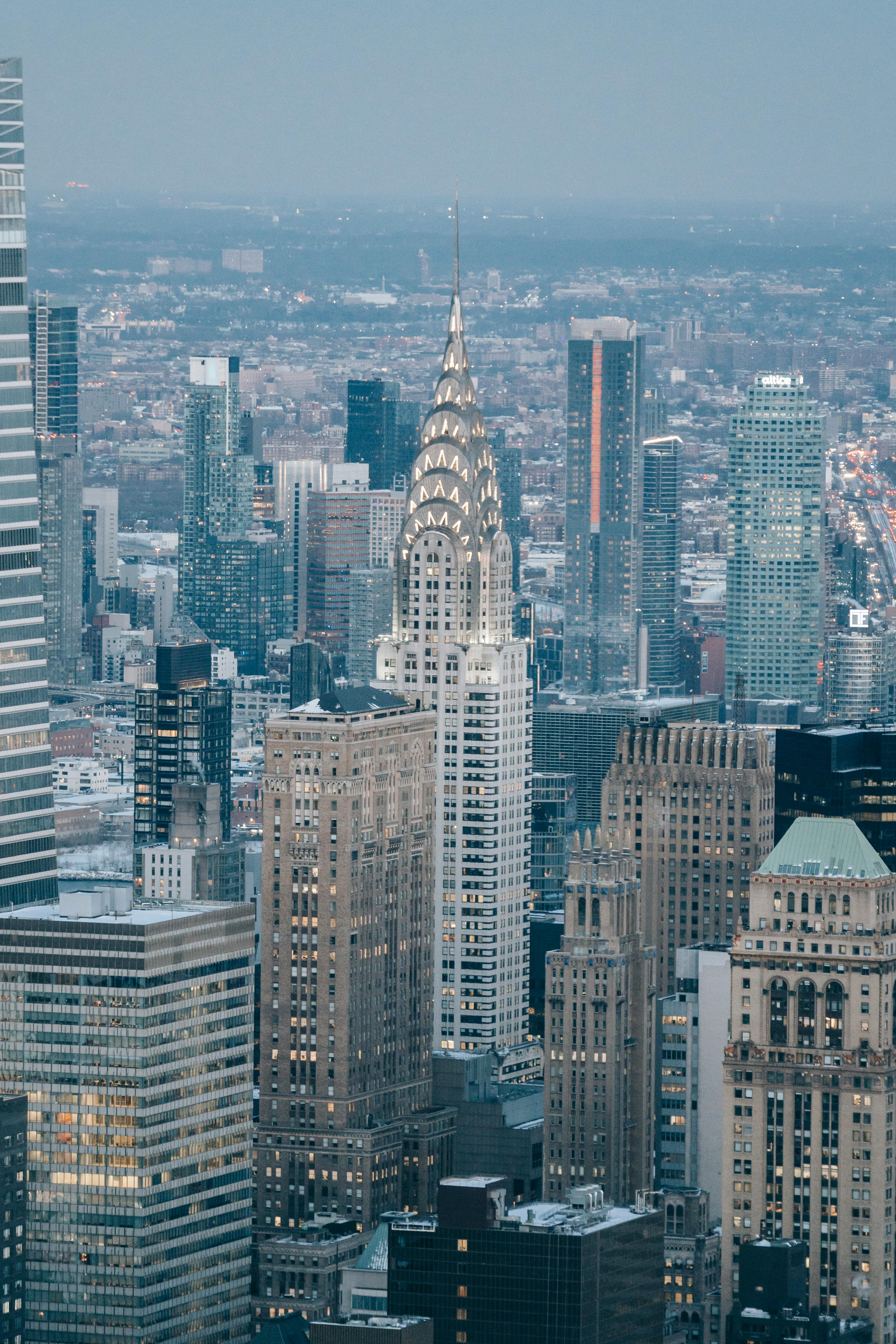 contemporary skyscrapers in new york city