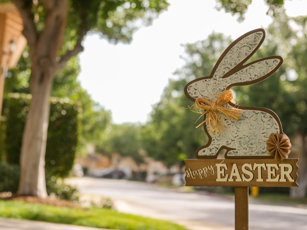 decorative easter bunny sign in a picturesque outdoor setting on a sun