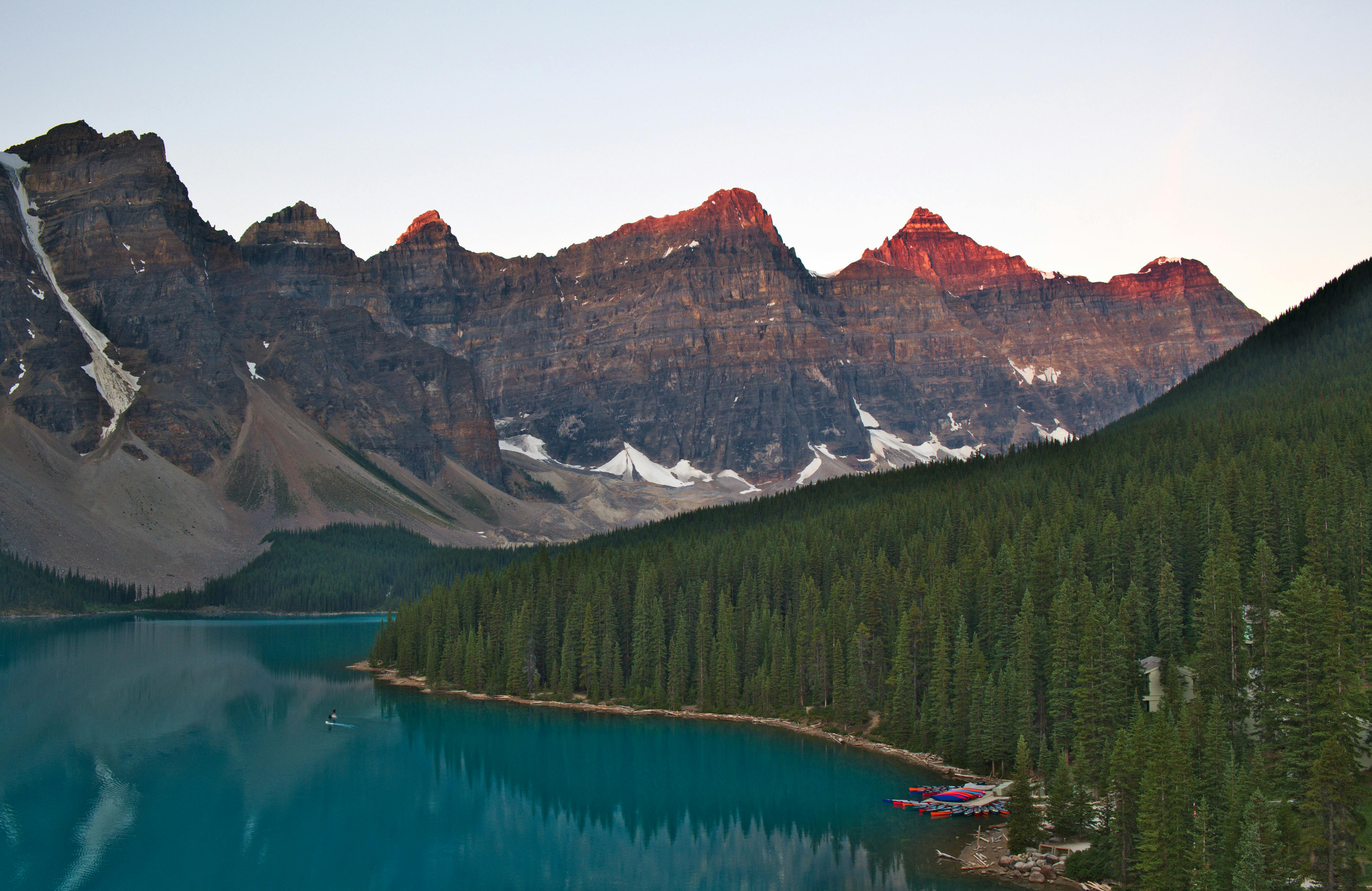 Moraine Lake, Banff National Park wallpaper - Nature wallpapers - #10743