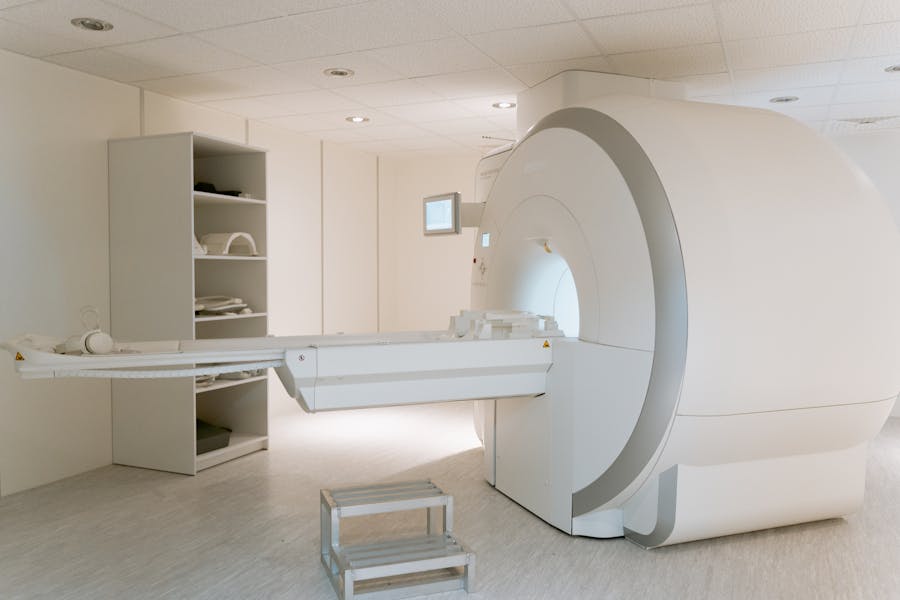 Modern diagnostic imaging equipment at Gupta Diagnostic